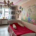 Трехкомнатная квартира на Адоратского в Казани - кровать в детской комнате